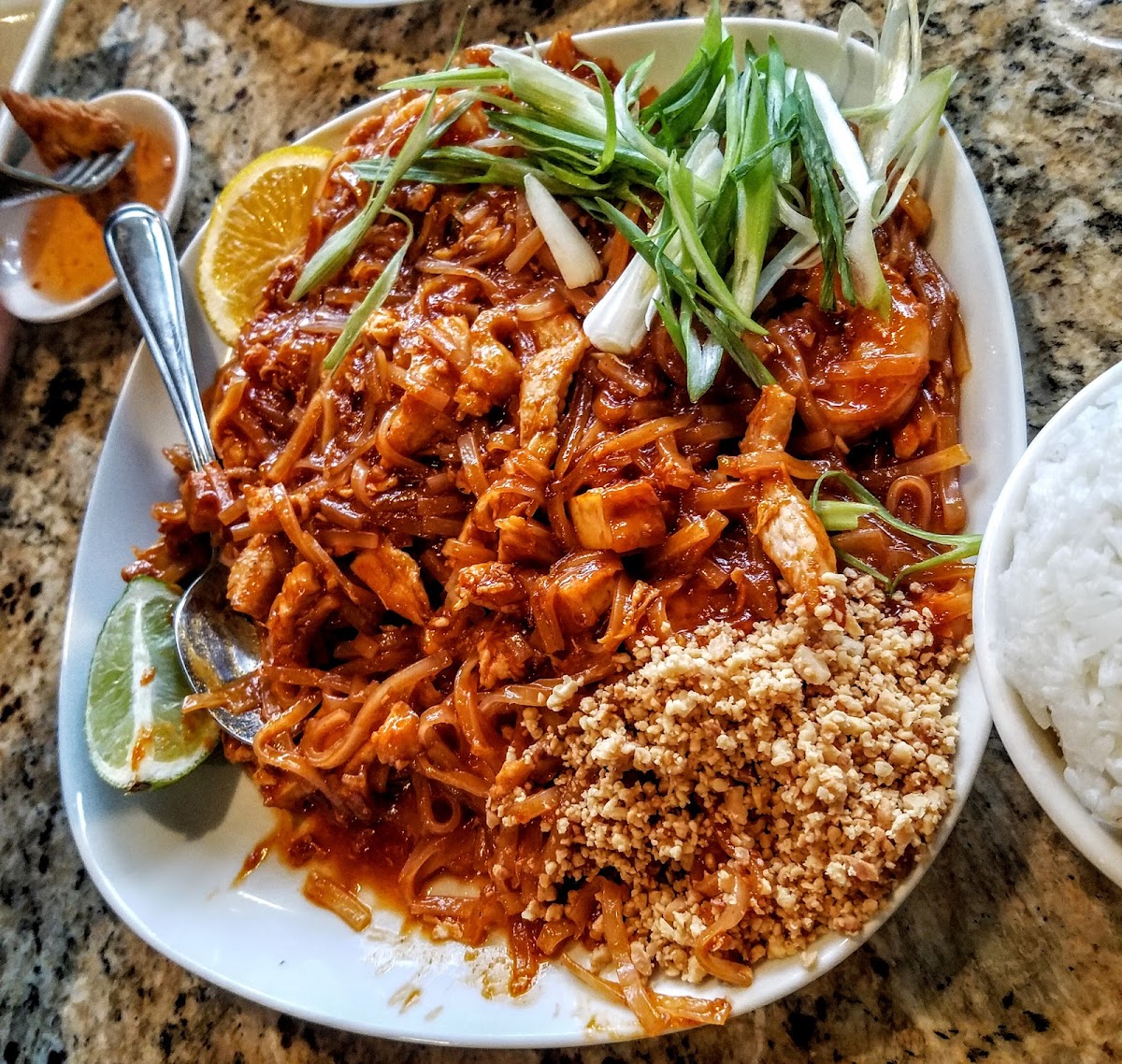 Thai On Rock | Authentic Thai Restaurant Scarborough Ontario-5